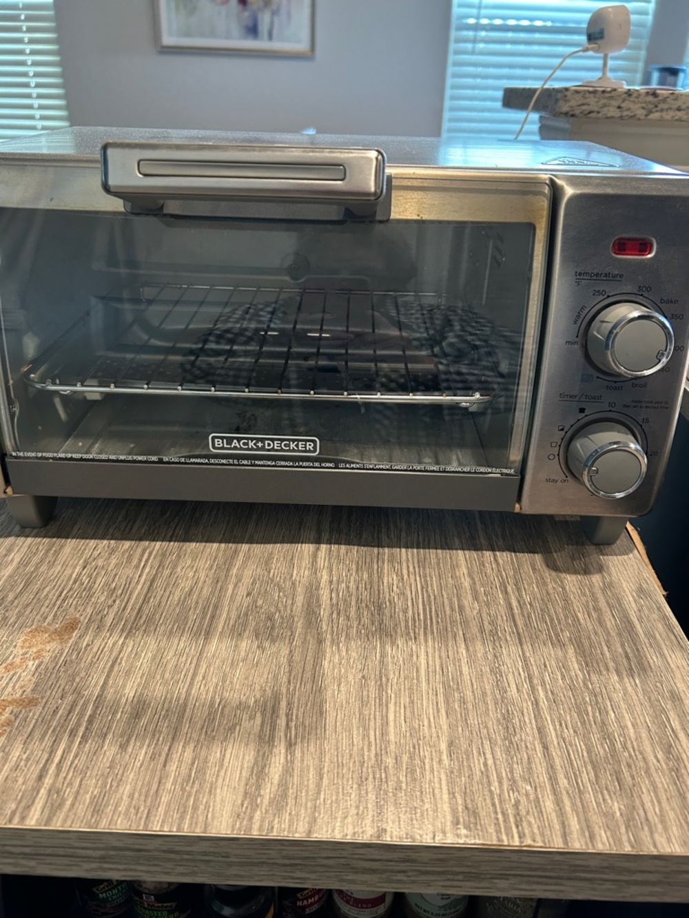 Black & Decker Stainless Steel Toaster Oven with Glass Door - Silver & Black
